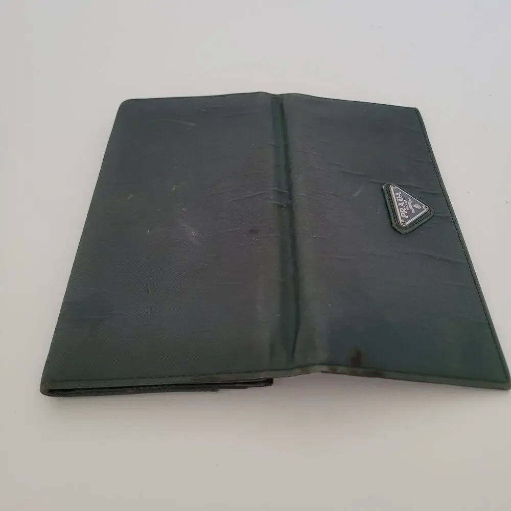Vintage Prada Milano Green Nylon Saffiano Leather Envelope Wallet Made in Italy‎